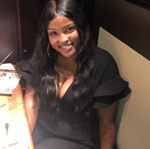 Meet your Posher, Deltina